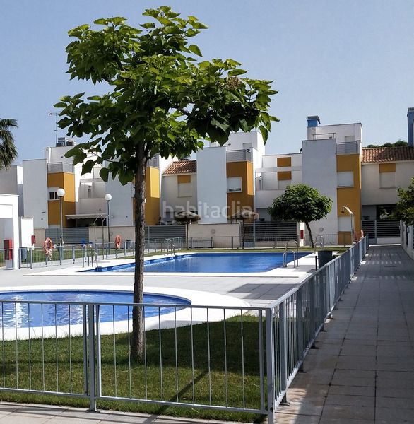 Foto f23fc519-9fa4-4857-af8b-11c4e7062f2f. Casa amb piscina a Alcolea Córdoba