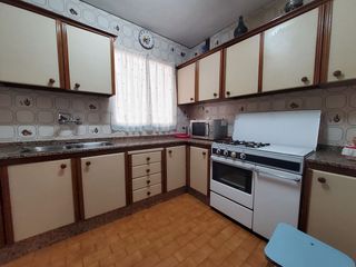 Pis a Ciudad Jardín - Zoco. Una vivienda con espacio, ubicación zona zoco  y mucho potencial