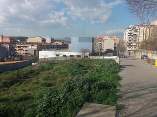 Terreno residencial  Carrer de m'aurlia capmany. Venta tres solares urbanizables en rub