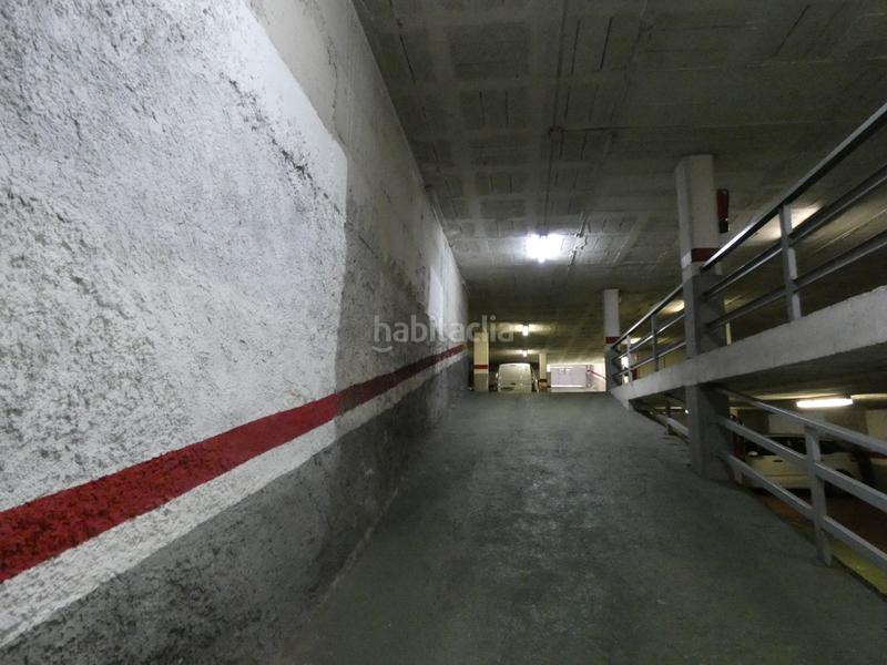 Foto 0ba9bd13-3346-4e91-8d44-9e2d74f769d5. Alquiler parking coche parking para 2 motos en Centre Cornellà de Llobregat
