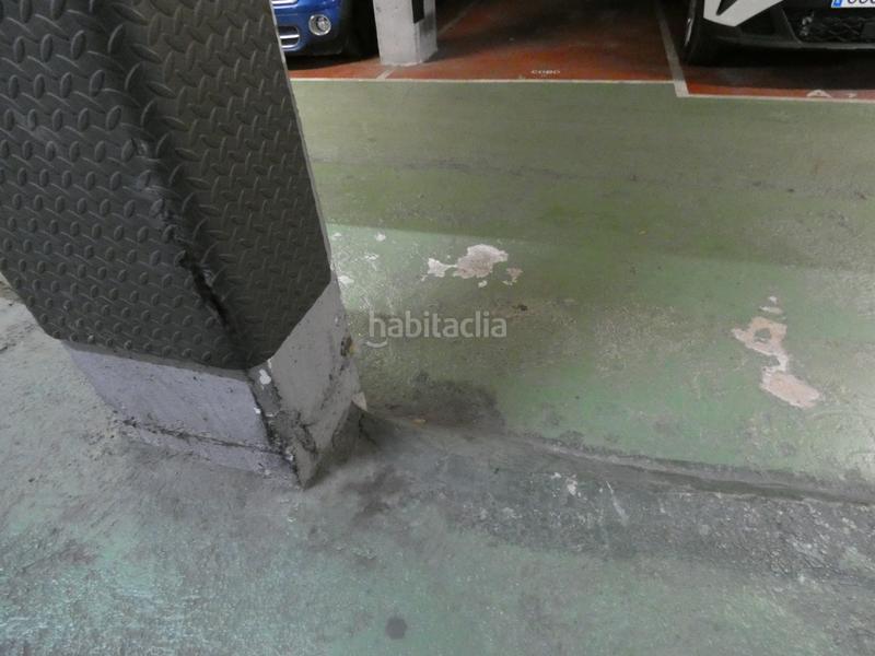 Foto da382cc5-3005-4e6d-bc69-7016ffc7e203. Alquiler parking coche parking para 2 motos en Centre Cornellà de Llobregat