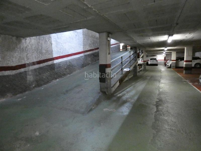 Foto 303b0ce2-c1a2-418a-b393-e3b89822ae1a. Location parking voiture dans Centre Cornellà de Llobregat