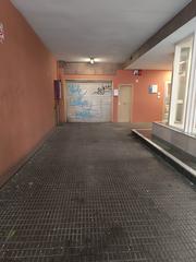 Aparcament cotxe a Carrer de mossèn jacint verdaguer 16. 2 plazas de parking anexadas