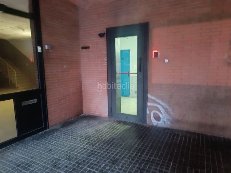 Foto 1e7355f6-dd3b-4fa6-bb03-fadc7855254b. Aparcament cotxe a carrer de mossèn andreu 13 a La Gavarra Cornellà de Llobregat