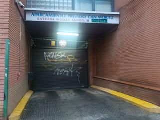Aparcament cotxe a Carrer de mossèn andreu 13. Plaza de aparcamiento zona bibilioteca