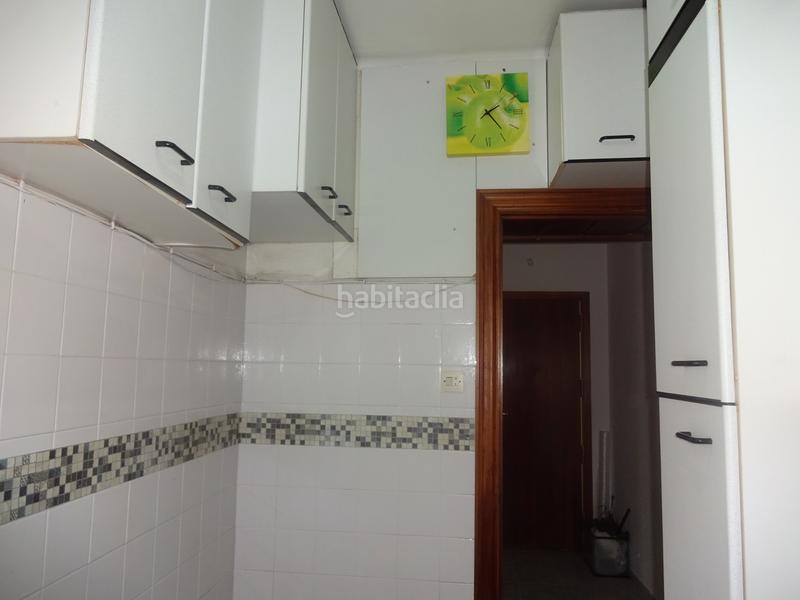 Foto 41f0a5e6-2d31-4646-bb9b-279919b3d411. Piso  para inversores con inquilinos en Centre Cornellà de Llobregat