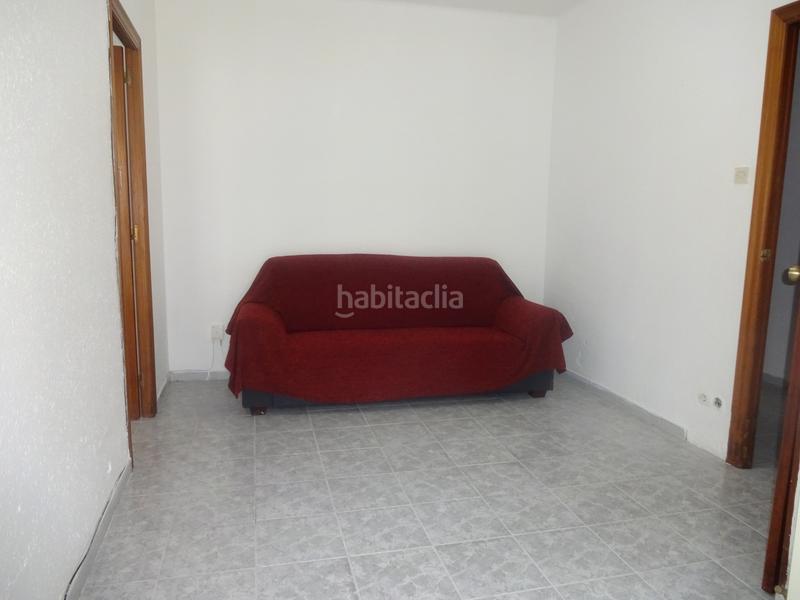 Foto 52c2941f-6b7f-4282-b23d-f49555d421e1. Piso  para inversores con inquilinos en Centre Cornellà de Llobregat