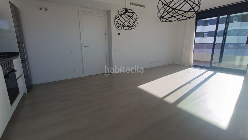 Foto 79bb021b-4f2b-44fc-ae0e-06e8c8ef8e2c. Miete etagenwohnung mit heizung parking pool in Sanfeliu Hospitalet de Llobregat (L´)