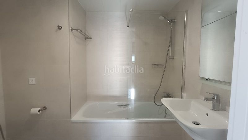 Foto 96369f3c-194c-4285-93f9-271749f83adb. Miete etagenwohnung mit heizung parking pool in Sanfeliu Hospitalet de Llobregat (L´)