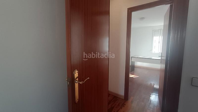 Foto d6be08a2-c933-4633-a6e7-e0b1905fccf6. Alquiler piso  en alquiler en Bellvitge en Bellvitge Hospitalet de Llobregat (L´)