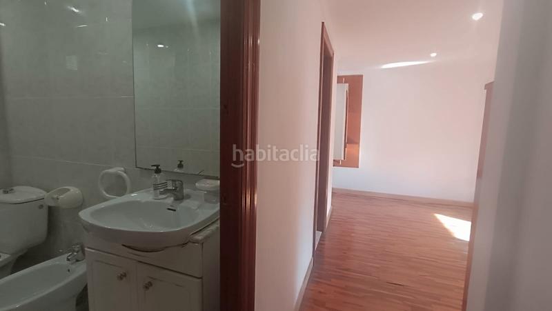 Foto a29cb02f-99fe-4862-a663-484e6eef0ee7. Lloguer pis amb calefacció a Bellvitge Hospitalet de Llobregat (L´)