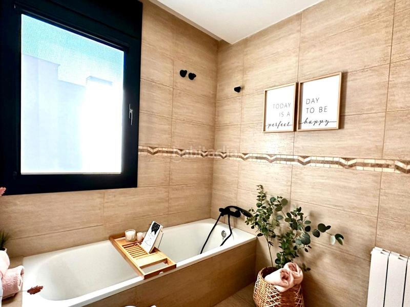 Foto 9acb56a1-9f6f-4111-8300-f3b3026a29ce. Maison avec chauffage parking piscine dans Papiol (El)