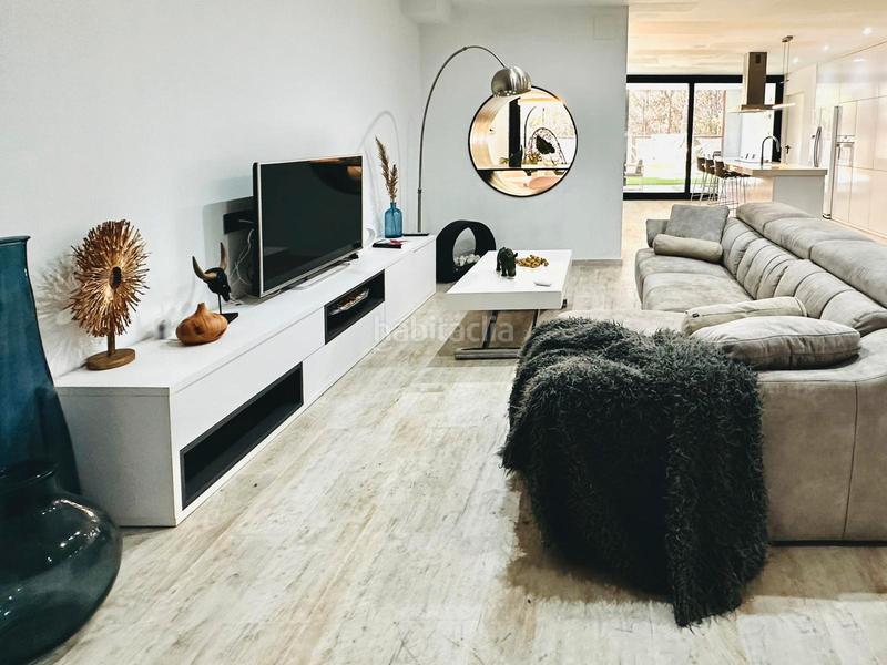 Foto b5c39570-0339-478b-93ad-d3e1c38cfb73. Maison avec chauffage parking piscine dans Papiol (El)