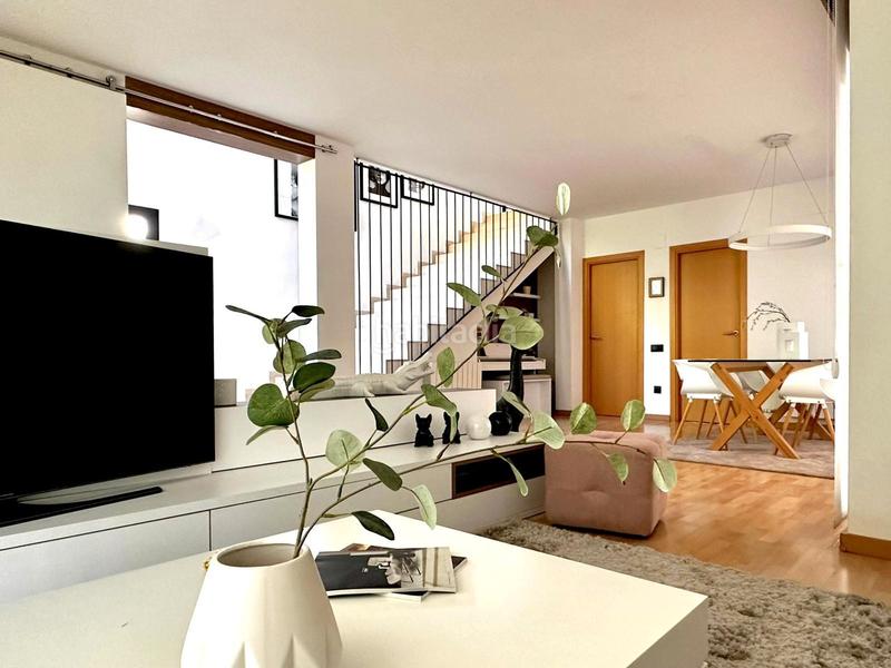 Foto d64faca0-b810-4ec1-a0ca-872280130dd7. Maison avec chauffage parking piscine dans Papiol (El)