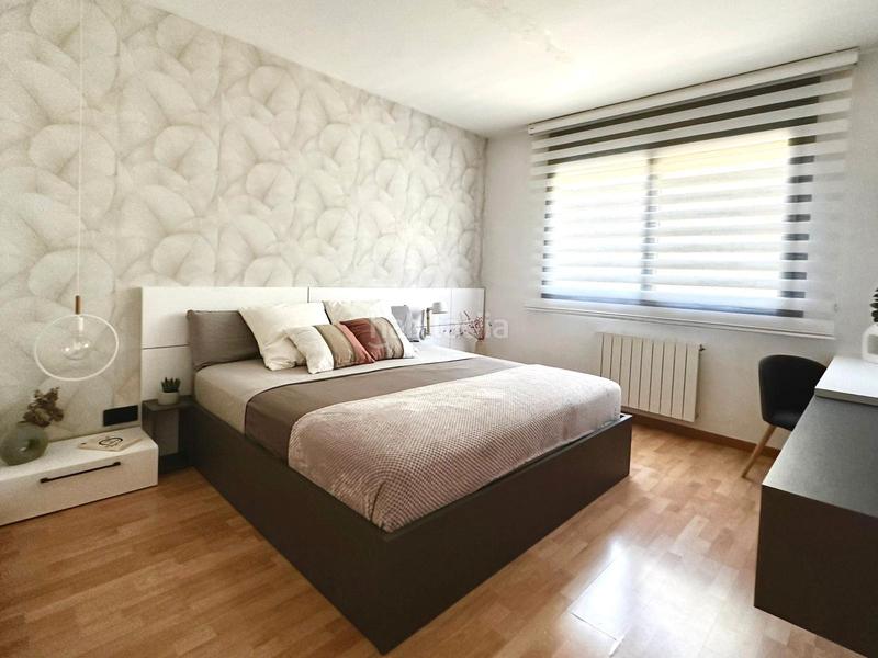 Foto e9931480-43a1-4195-a40b-002998cfb68b. Maison avec chauffage parking piscine dans Papiol (El)