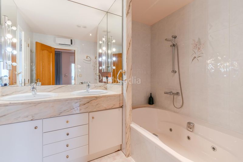 Foto 4703fa0c-5b55-40a9-99d6-374aa7821b51. Chalet  en venta en Nord Roses