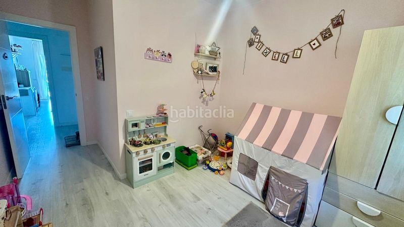 Foto 01fc976d-dd21-449a-8d9d-09f97605b3c8. Pis amb calefacció aparcament piscina a El Poal Castelldefels