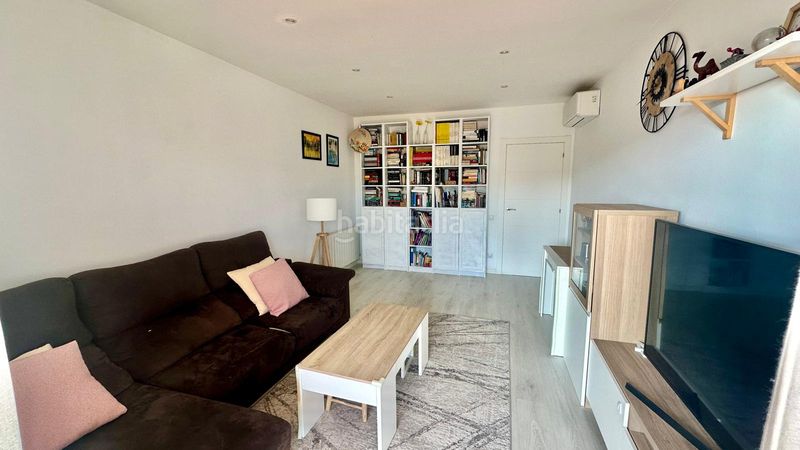 Foto d6859a40-a76a-4a47-9901-2d2ea84e54f0. Pis amb calefacció aparcament piscina a El Poal Castelldefels