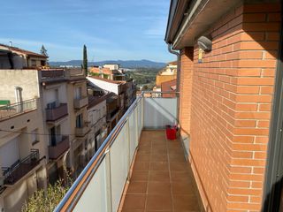 Zweist�ckige Wohnung in Avinguda onze de setembre 32. D�plex en venta en gelida