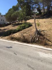 Residential Plot in Carrer prullans 88b. Suelo urbano residencial de 1292 m² con alcantarillado