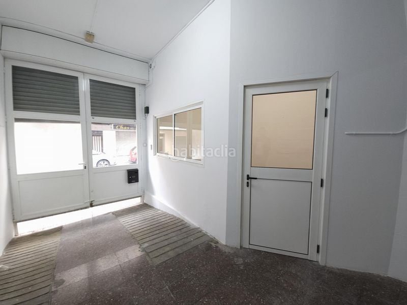 Foto 546bd616-bb7d-4dd8-8ac4-91c113fbfbe3. Local comercial a Les Planes Sant Joan Despí