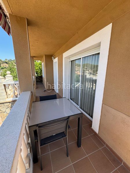 Foto 0b50df4a-9489-4883-817d-9737951c0b77. Casa amb xemeneia aparcament a Abrera