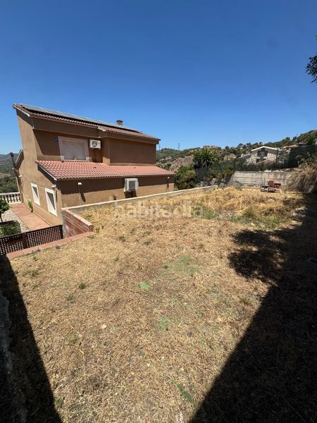 Foto 7a419232-11fd-4cef-a2c2-b04d86ad7d41. Casa amb xemeneia aparcament a Abrera