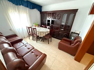 Etagenwohnung  Avinguda del baix llobregat. Piso en venta en cornella de llobregat