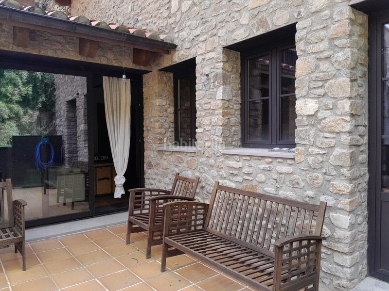 Foto f91b2739-ac8d-491b-8c63-3433819e1509. Casa amb xemeneia calefacció aparcament a Ribes de Freser