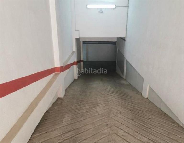 Foto 97914f84-0a93-44ec-a996-8bb630732b76. Car parking in Roquetas pueblo Roquetas de Mar