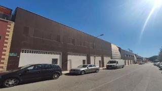 Local Comercial a Huércal de Almería. Local de 111 en huércal de almería