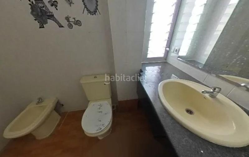 Foto bf5da8d7-8fdb-4c56-a3b8-b6584e701e7b. Piso  tres dormitorios en el ejido en Ejido centro Ejido (El)