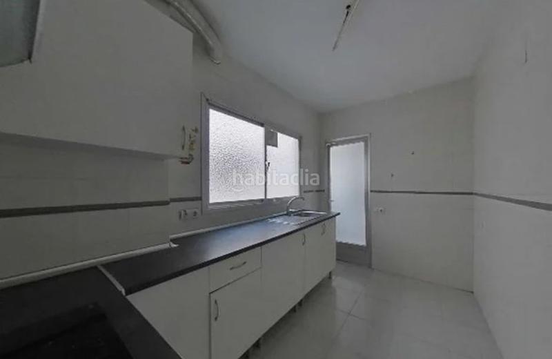 Foto db3276f9-87fa-42d6-ae04-6d98ab7220bd. Piso  tres dormitorios en el ejido en Ejido centro Ejido (El)
