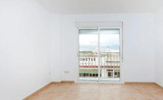 Appartamento en Roquetas pueblo. Piso alquilado de tres dormitorios en roquetas de mar