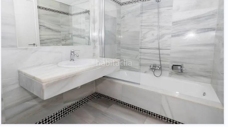Foto 0efa2c20-9b07-4fd0-a41c-7964e767bae3. Duplex avec piscine dans Almerimar Ejido (El)