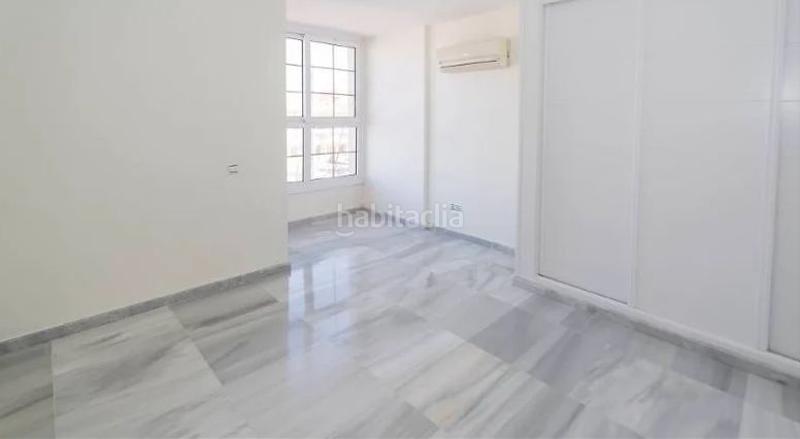 Foto 12b4e007-6080-4ce9-89ab-8a2e2bb38085. Duplex avec piscine dans Almerimar Ejido (El)