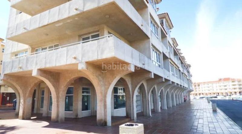 Foto f945fa3c-2d9b-4cd9-ba71-451783e183a6. Piso  de dos dormitorios en Almerimar en Almerimar Ejido (El)