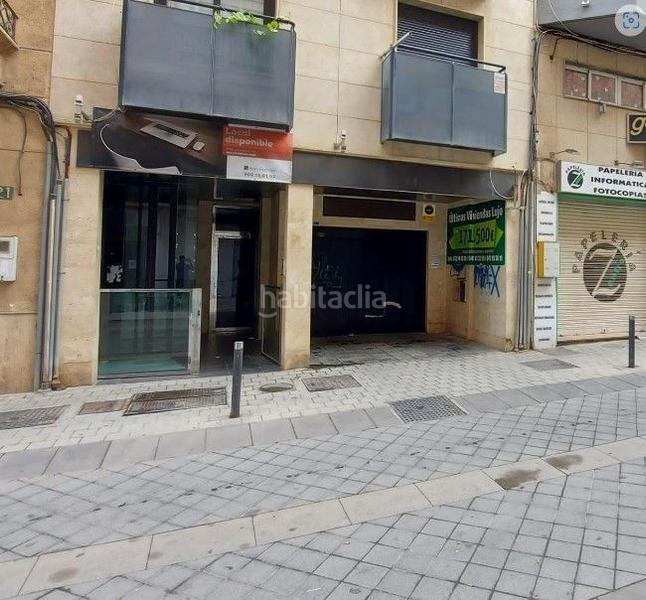 Foto 84e17c62-a499-4db2-8449-d7ba60c38c5d. Local comercial local de 232m en Plaza de Toros - Santa Rita Almería