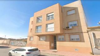 Pis a San Luis. Piso tres dormitorios en almería