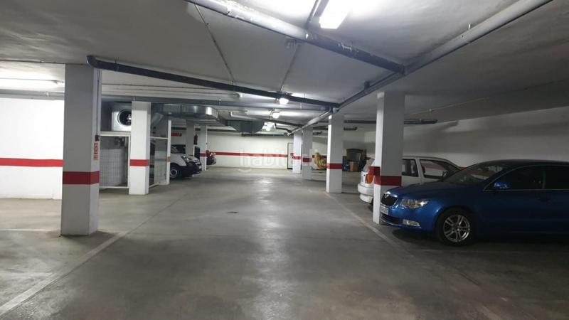 Foto 4a9b7009-e5ca-4b1b-8034-beb3e9b6c24d. Car parking in Roquetas pueblo Roquetas de Mar