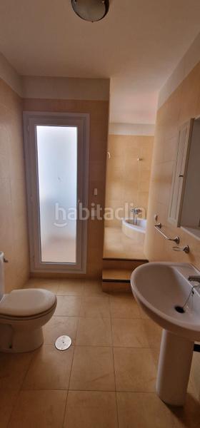 Foto df8d56ed-c53f-40fa-84d5-353e9a325fbc. Pis a Almerimar Ejido (El)