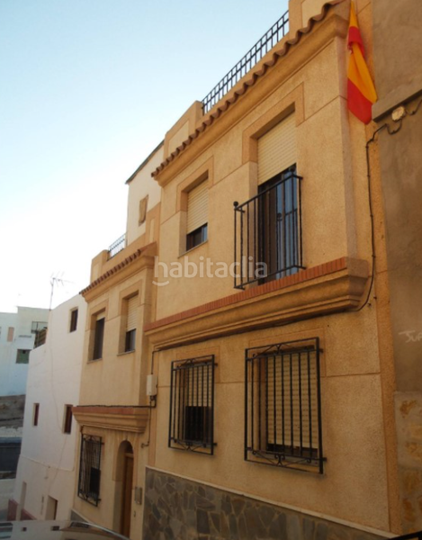 Foto 16b06da1-1247-4d14-af2f-7b2154a4ff9f. Casa adosada  con 3 dormitorios en Adra