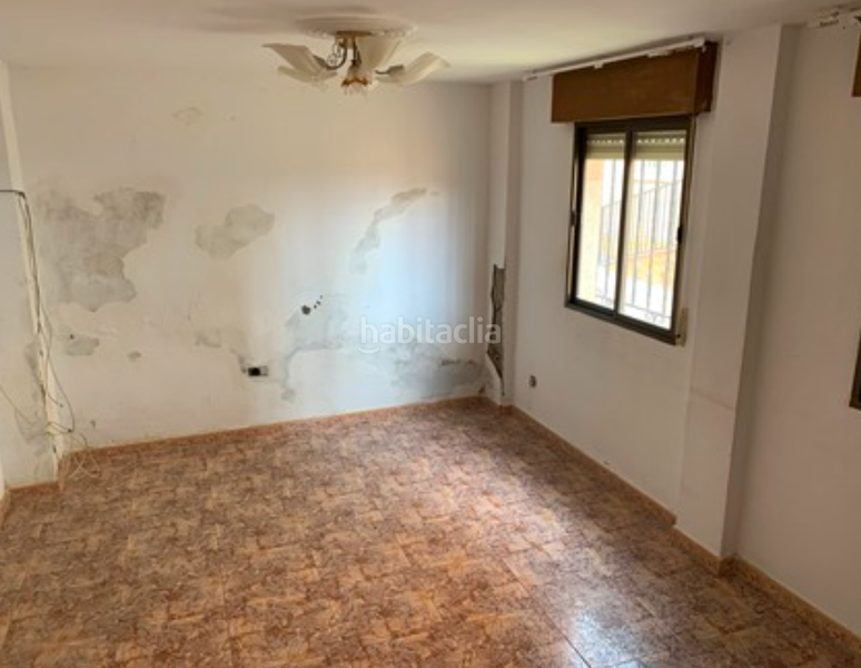 Foto ee603739-61e5-4f66-bea5-0e7fe774d6d6. Casa adosada  con 3 dormitorios en Adra