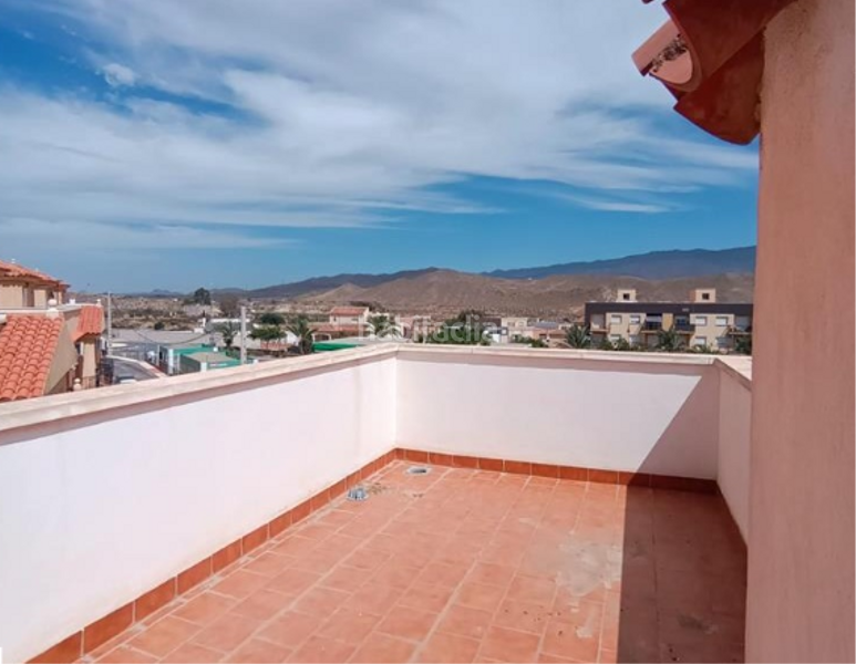 Foto e9c1d881-afb7-48e3-acba-276671cdde71. Maison jumelée dans Tabernas