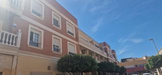 Flat  Hermanos pinzón. Piso dos dormitorios en roqueta de mar