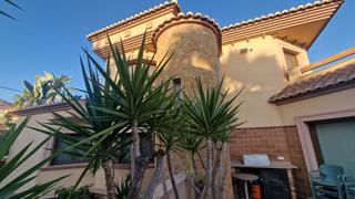 Maison  Mexico. Chalet independiente de 5 dormitorios en aguadulce