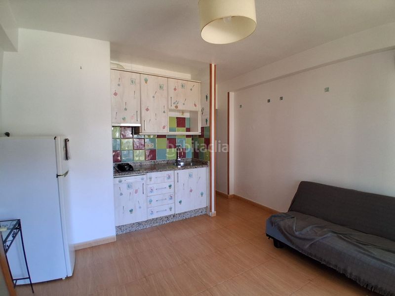 Foto dc862517-d7af-4819-a440-3ecf56994e19. Pis amb piscina a El Puerto Roquetas de Mar