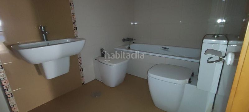 Foto ccb077ae-01e8-4625-88e5-2acef870cf0c. Pis amb calefacció a Ciudad Jardín - Tagarete - El Zapillo Almería