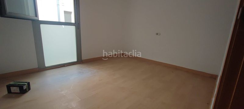 Foto f599c2f1-2659-4415-b80d-501aea3c9d38. Pis amb calefacció a Ciudad Jardín - Tagarete - El Zapillo Almería