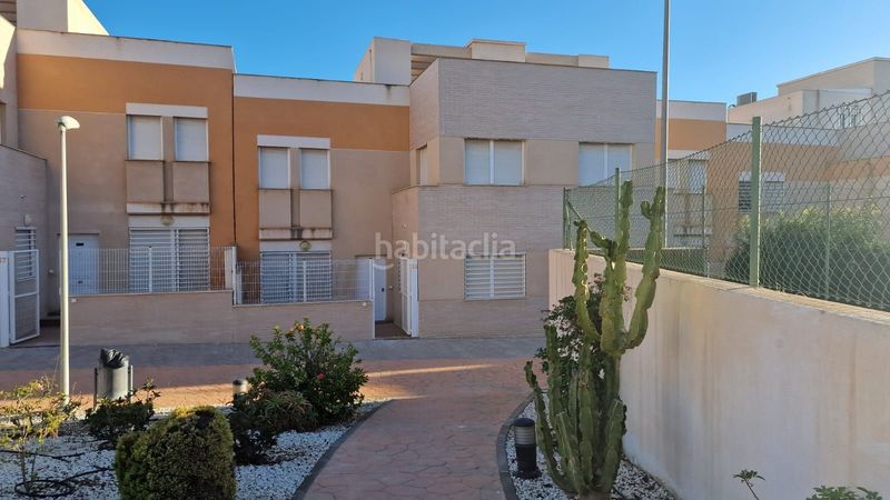 Foto ee5cea7a-ee23-4b1a-99fe-b7548d7060b5. Casa amb piscina a Los Molinos - Villa Blanca Almería